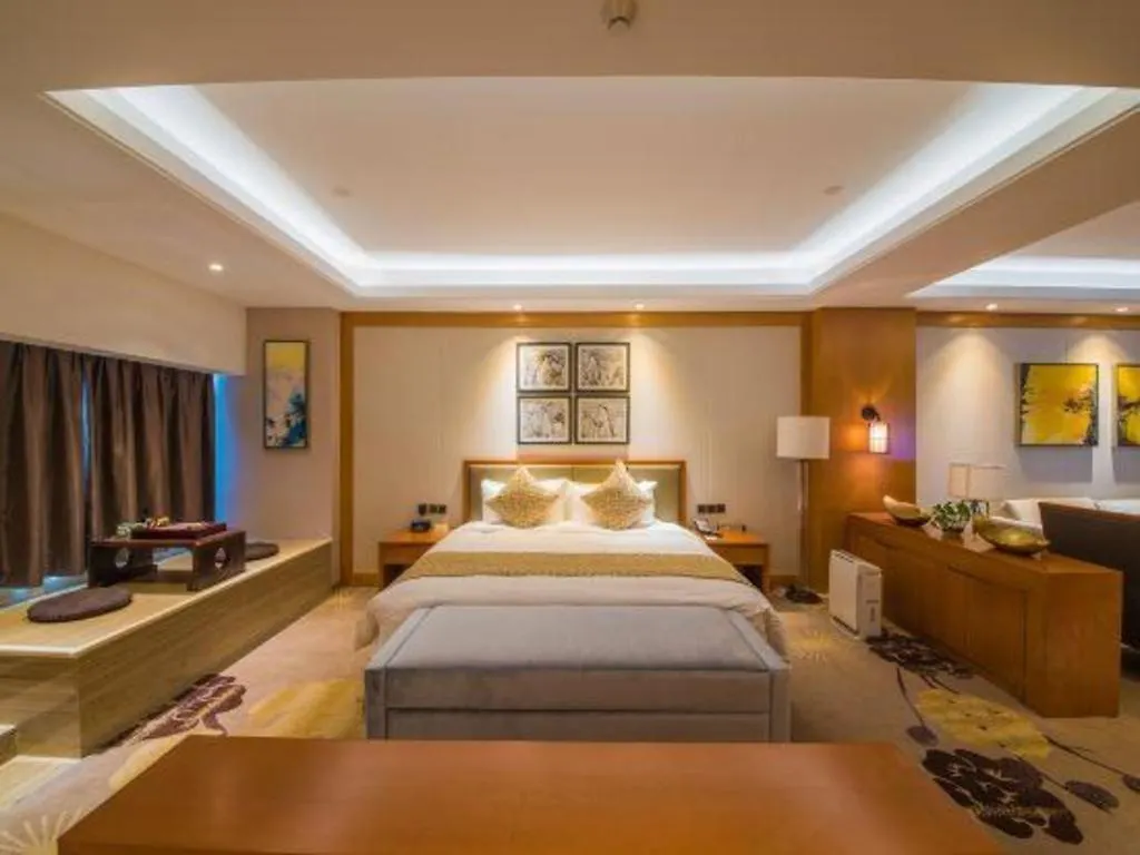 Hotel Suzhou Qingshan Conference Center