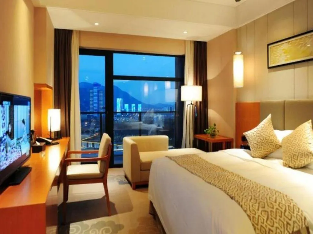 Hotel Suzhou Qingshan Conference Center