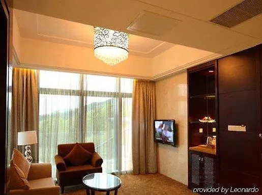 Hotel Suzhou Qingshan Conference Center