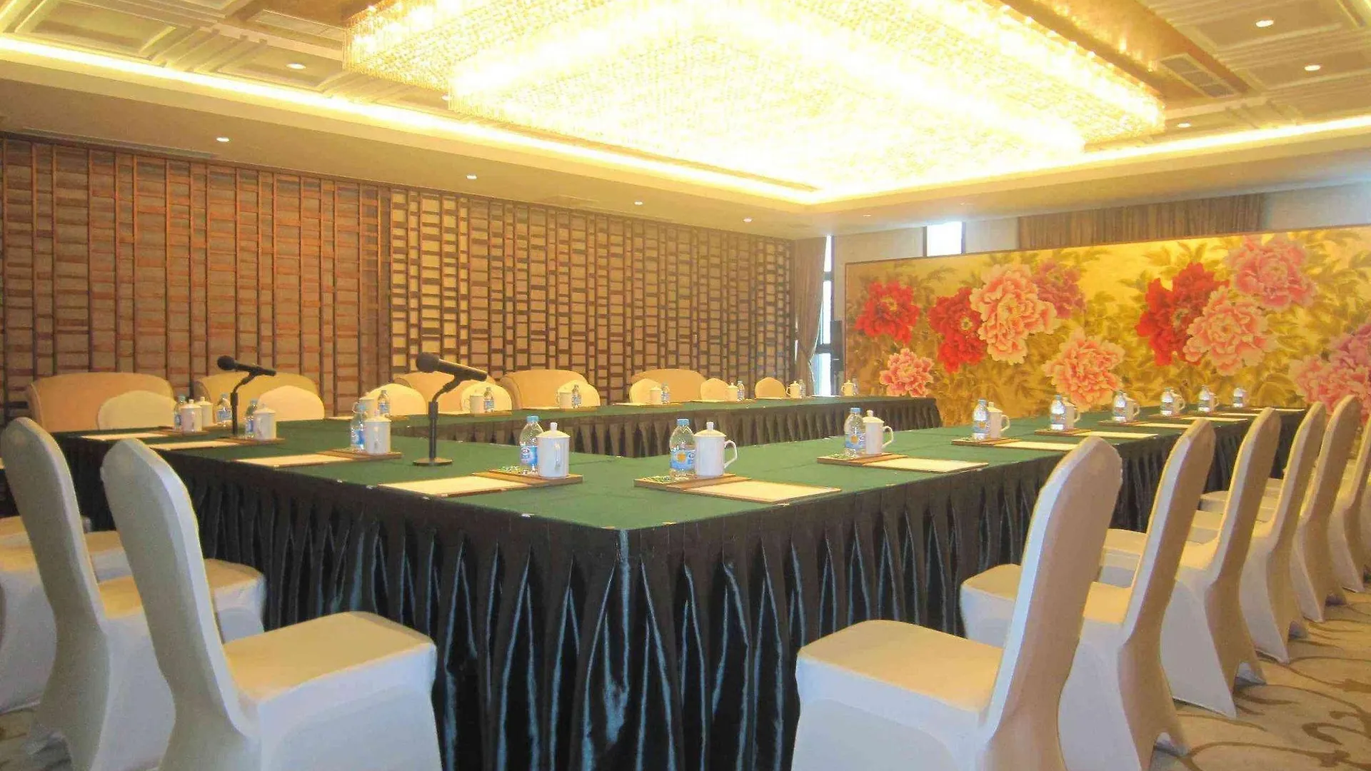 Suzhou Qingshan Conference Center Hotel