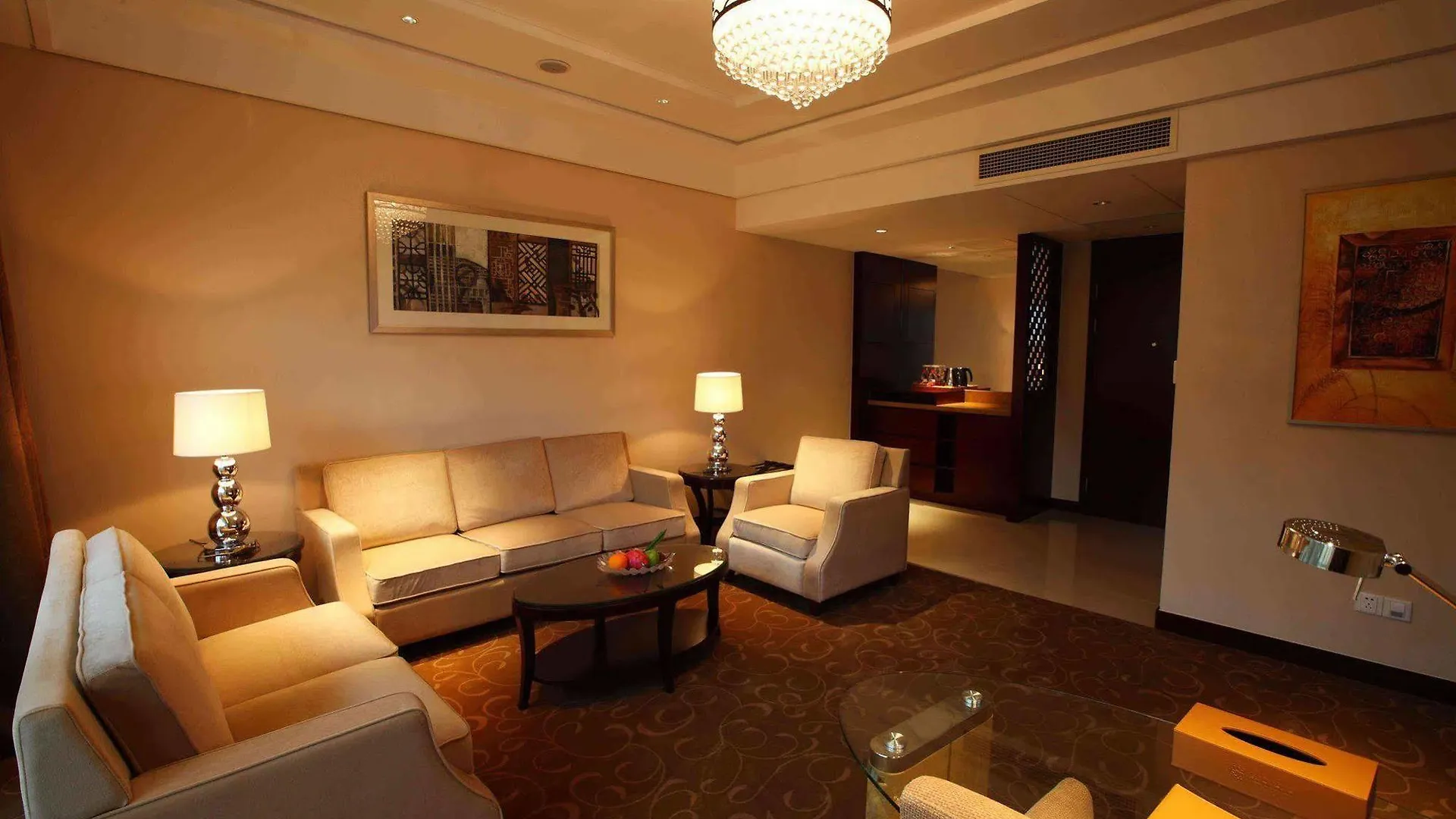 Hotel Suzhou Qingshan Conference Center